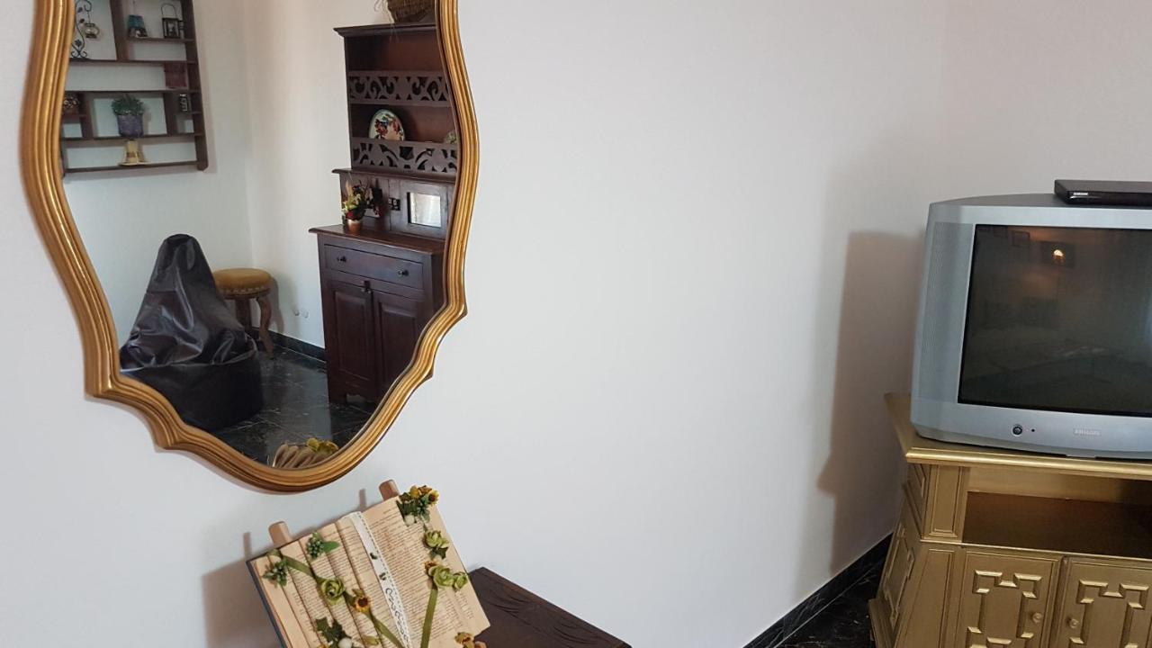 Ferienwohnung La Casina Di Jo Siena Exterior foto