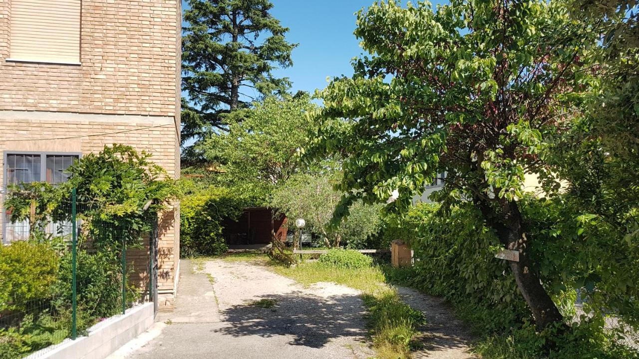 Ferienwohnung La Casina Di Jo Siena Exterior foto