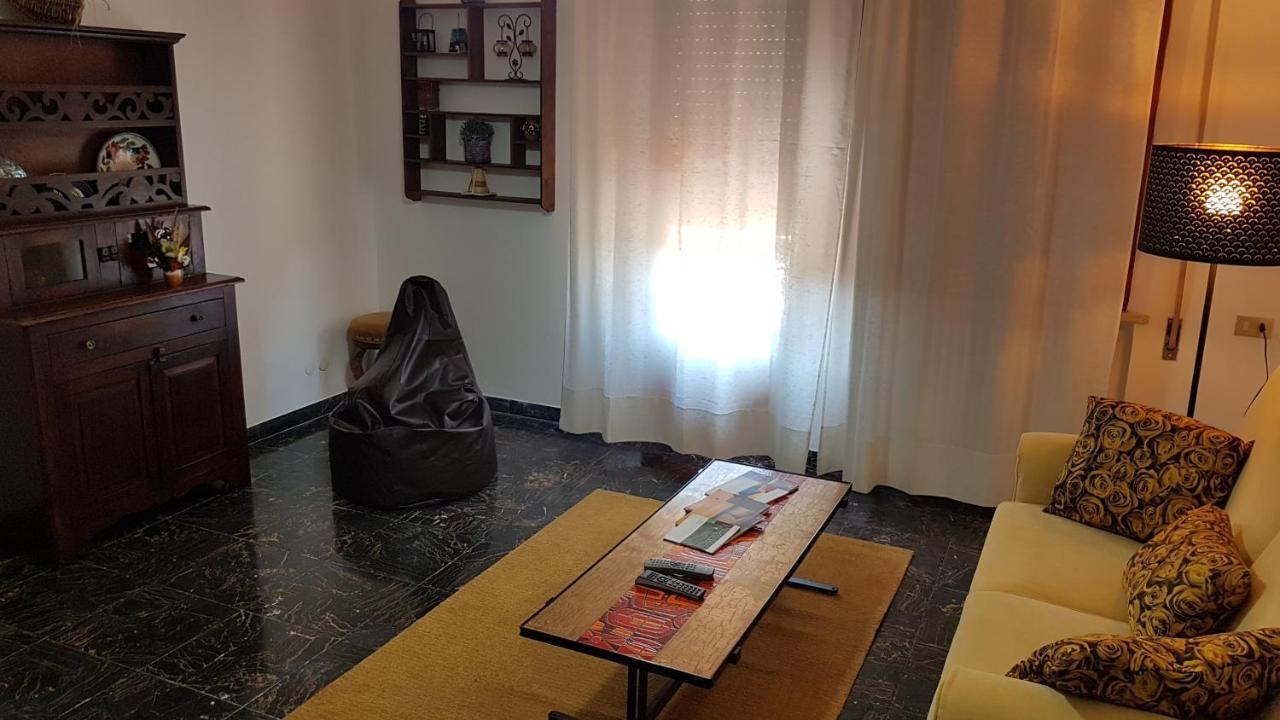 Ferienwohnung La Casina Di Jo Siena Exterior foto